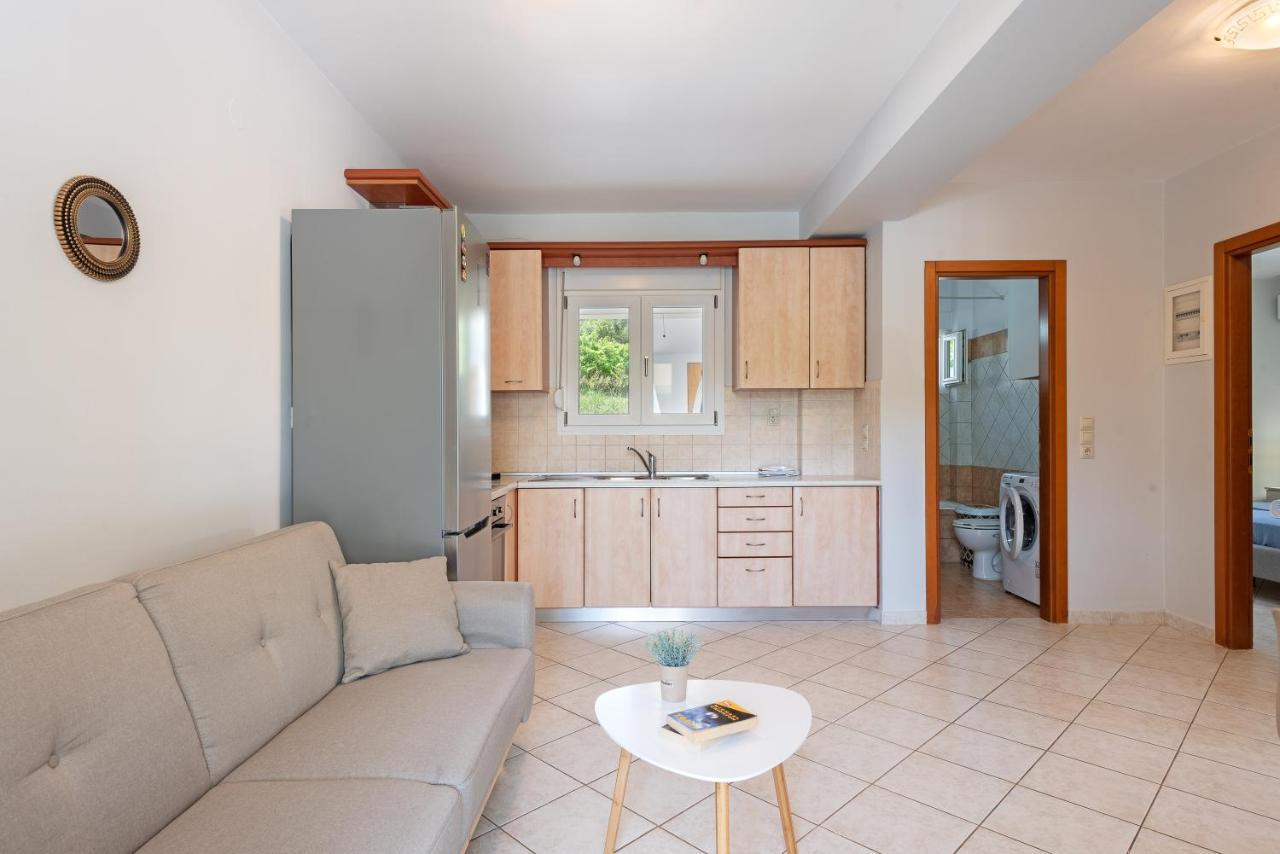 Lagadi Apartment 8 Lassi  Eksteriør bilde
